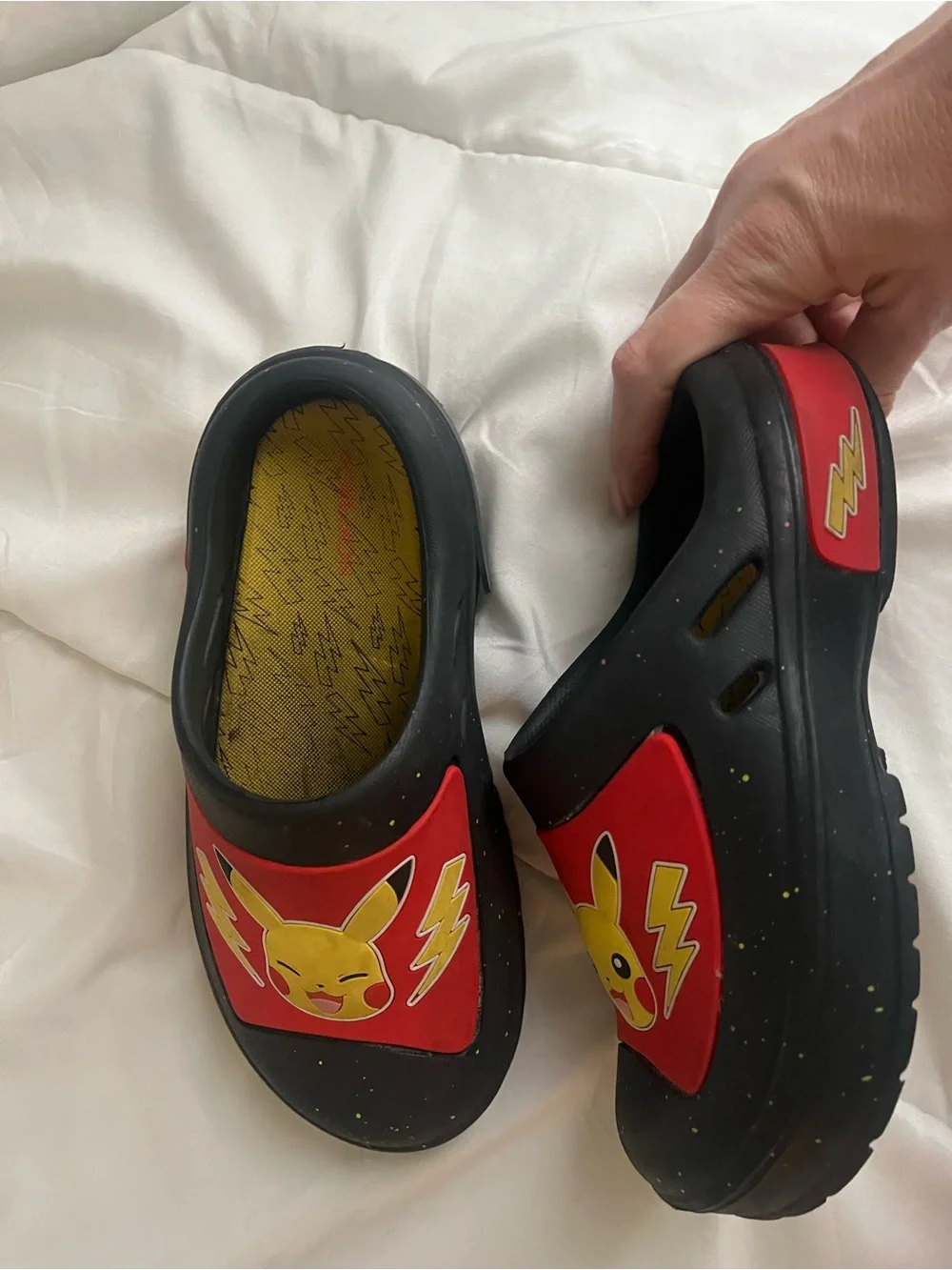 Kids Pikachu Lightning Slip-On Clogs - Black & Red